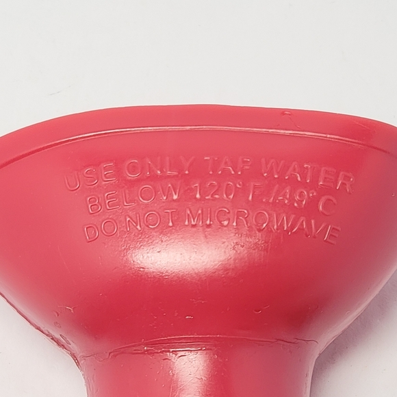 Classic Rubber Hot Water Bottle, Hot Compress, Pain‎ Relief from any aches - Picture 3 of 7